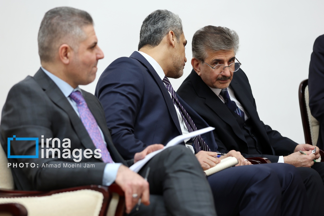 تصاویر: دیدار وزیر خارجه عراق با دبیر شورای عالی امنیت ملی