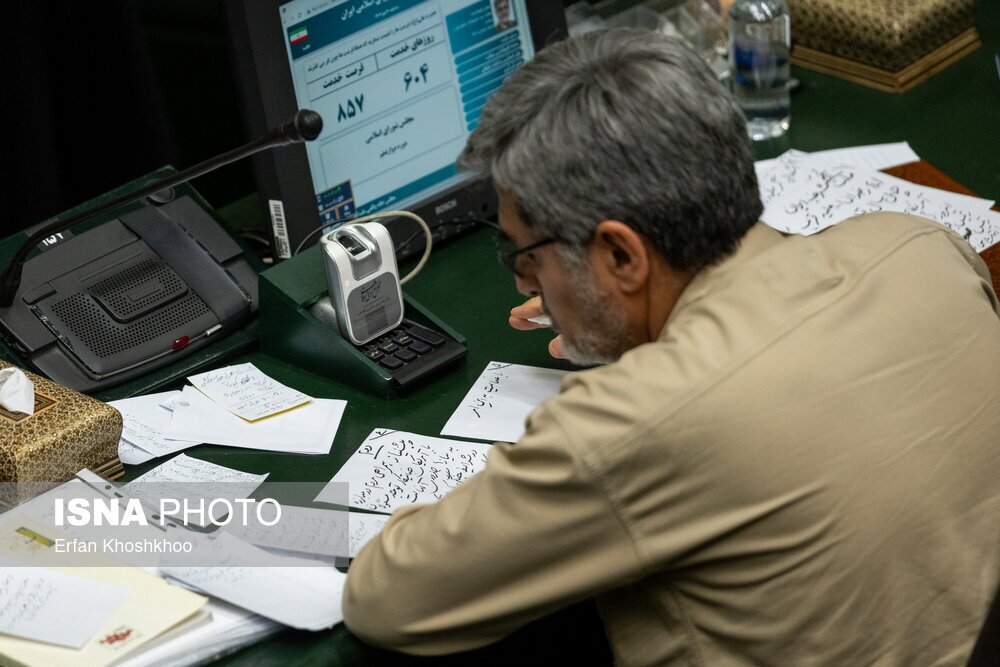 تصاویر: صحن علنی مجلس - ۳۰ دی