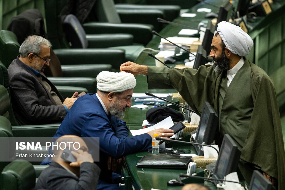 تصاویر: صحن علنی مجلس - ۳۰ دی
