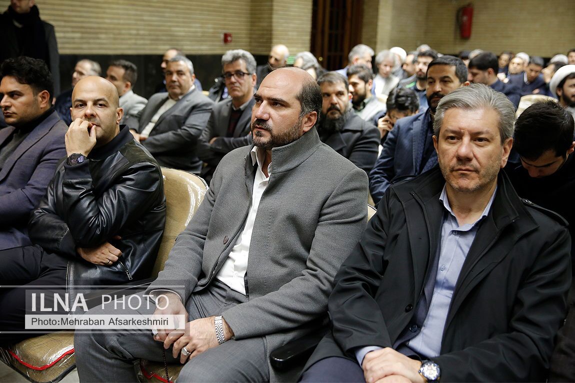 تصاویر: مراسم ختم مادر محمد شریعتمداری