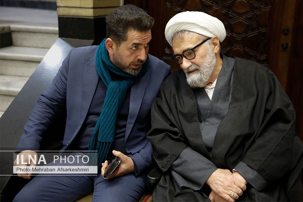 تصاویر: مراسم ختم مادر محمد شریعتمداری