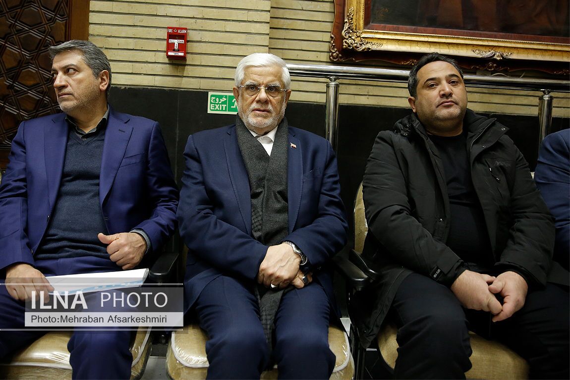 تصاویر: مراسم ختم مادر محمد شریعتمداری