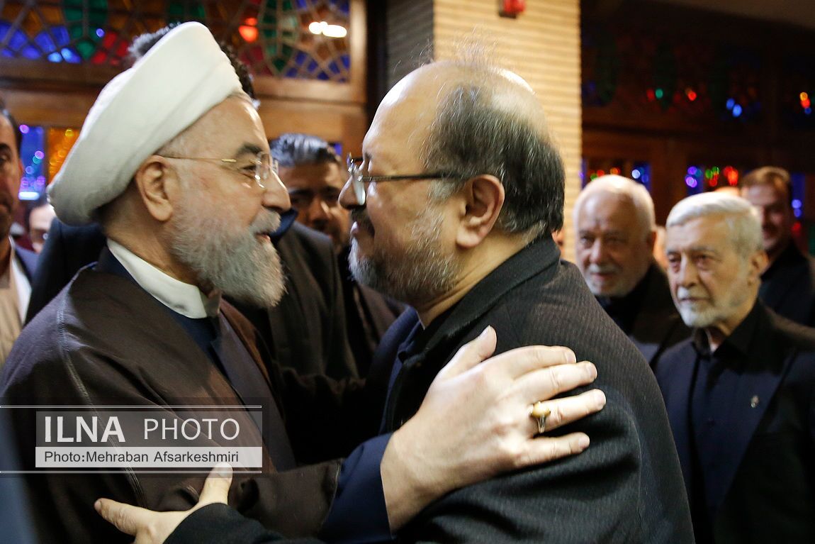 تصاویر: مراسم ختم مادر محمد شریعتمداری