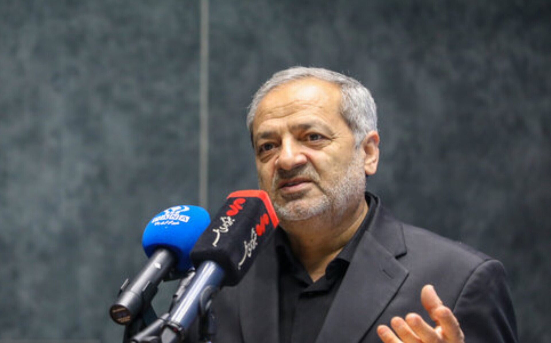 وزیر آموزش و پرورش: فعلا آماری دقیق از دانش‌آموزان و معلمان جان‌باخته در حوادث اخیر نداریم