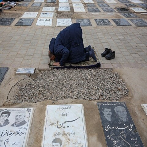 تصاویر: آیین چراغ برات در بهشت رضا (ع) - مشهد