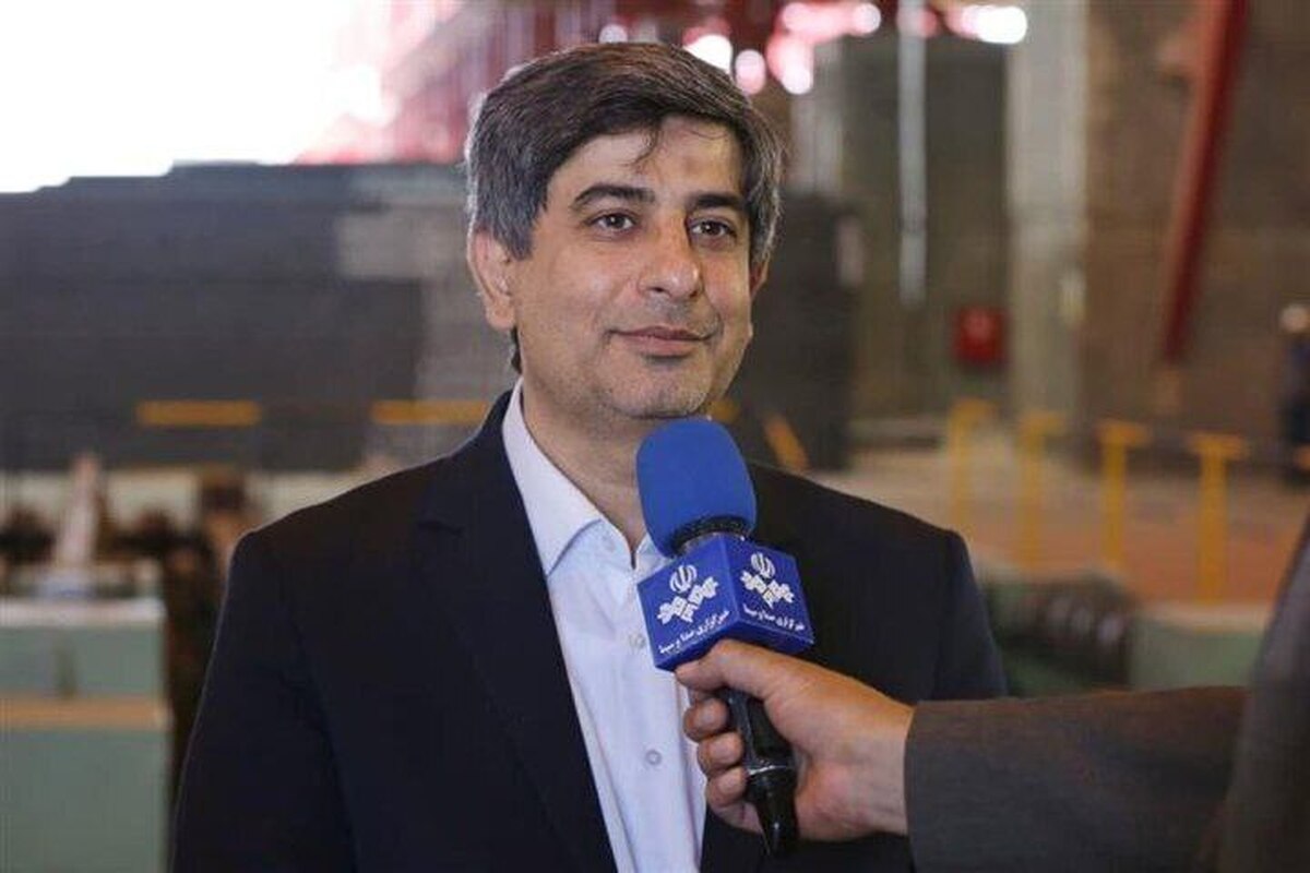 مدیرعامل گروه فولاد مبارکه مطرح کرد
فولاد مبارکه؛ پیشران خوداتکایی ایران در الکترود گرافیتی