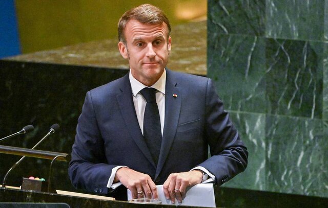 مکرون: در تدارک مذاکره با پوتین هستم / مشاور دیپلمایتکم را به روسیه فرستاده‌ام