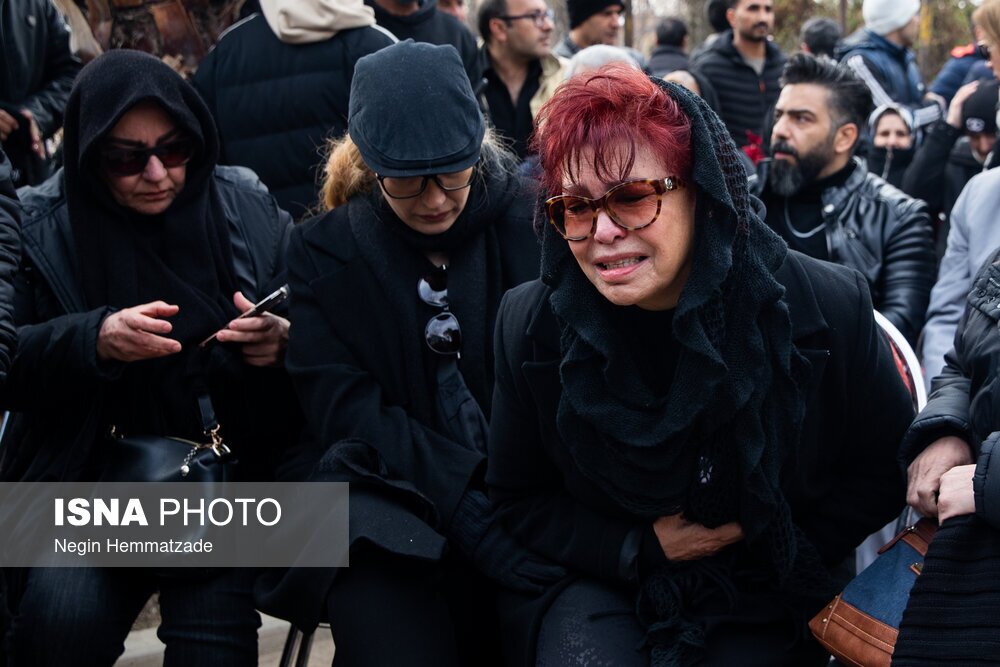 تصاویر: تشییع و خاکسپاری پیکر رضا رویگری