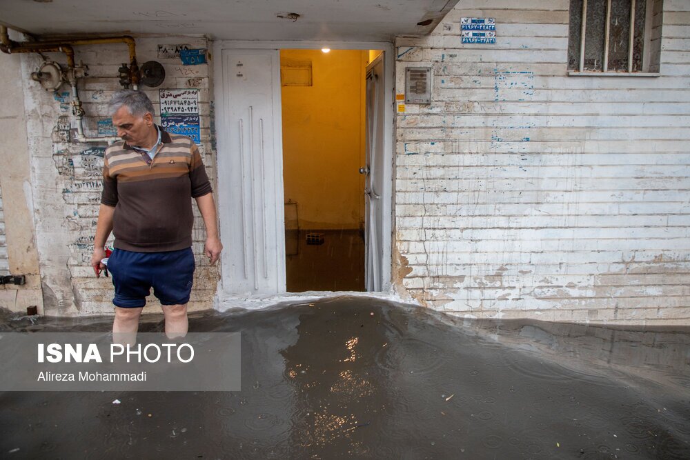 تصاویر: بارش باران و آبگرفتگی معابر در اهواز