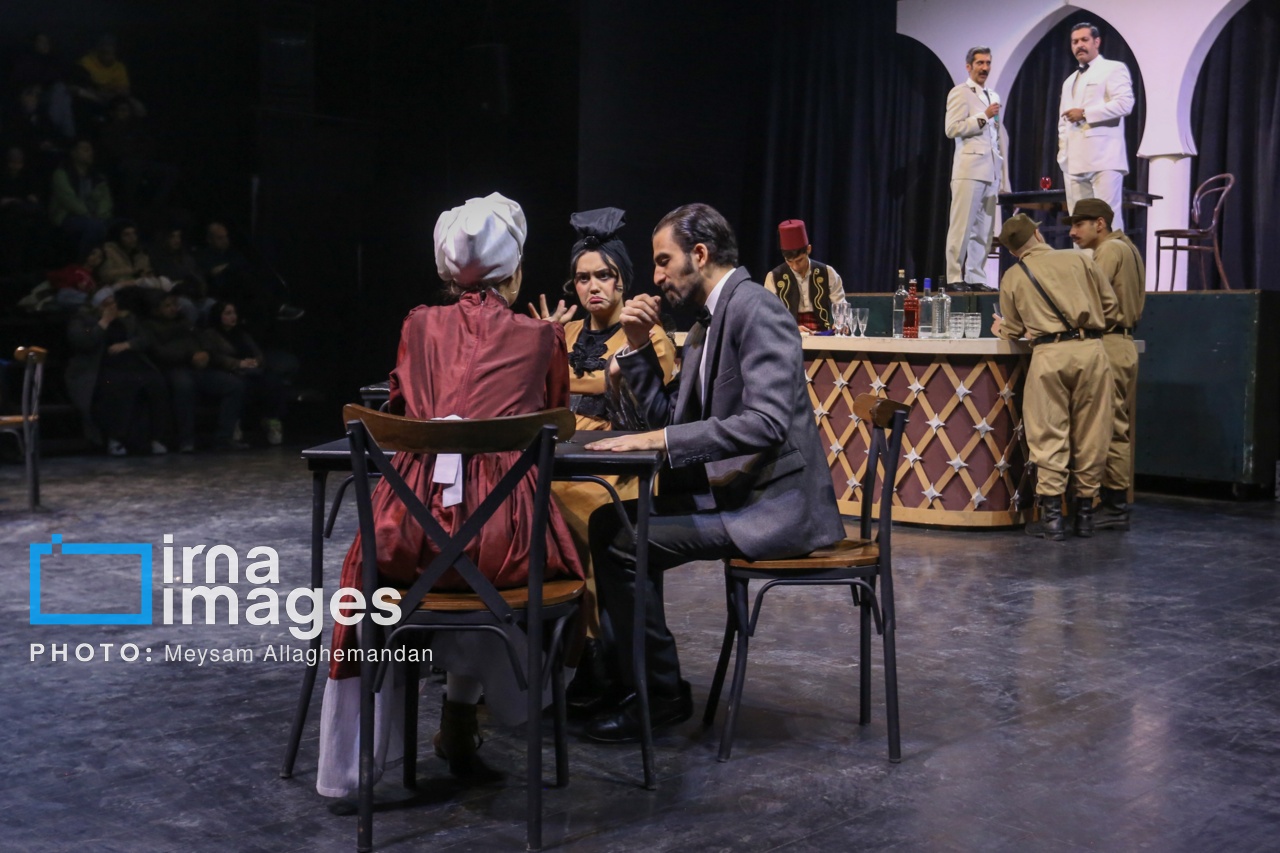 تصاویر: پنجمین روز جشنواره تئاتر فجر