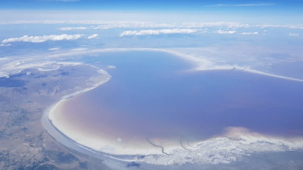 ستاد احیای دریاچه ارومیه: افزایش ۵۶ سانتی‌متری تراز دریاچه نسبت به ابتدای مهر ماه به علت بارندگی‌های اخیر/ این لزوماً معادل افزایش واقعی حجم آب نیست، زیرا به علت ماهیت نمکی بستر دریاچه، ممکن است سطح آب بالاتر مشاهده شود
