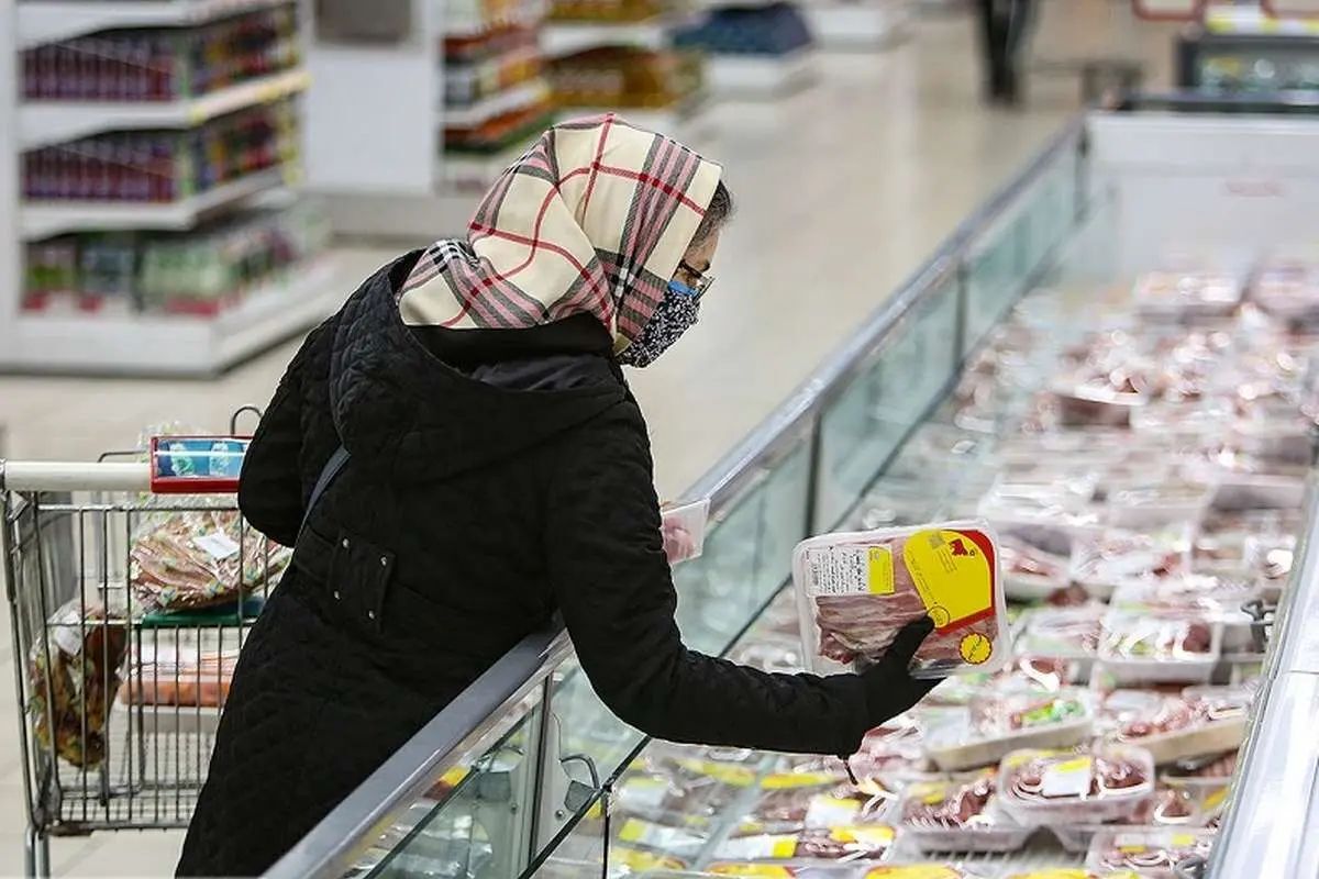 وزیر کار: آغاز مرحله دوم کالابرگ از ۱۵ بهمن/ شرایطی فراهم شده تا کسانی که روش کالایی را انتخاب کرده‌اند، بتوانند انصراف دهند/ زیرساختی فراهم می‌شود که بخش خصوصی بتواند کالا‌های خود را در قالب کالابرگ، با قیمت مناسب توزیع کند