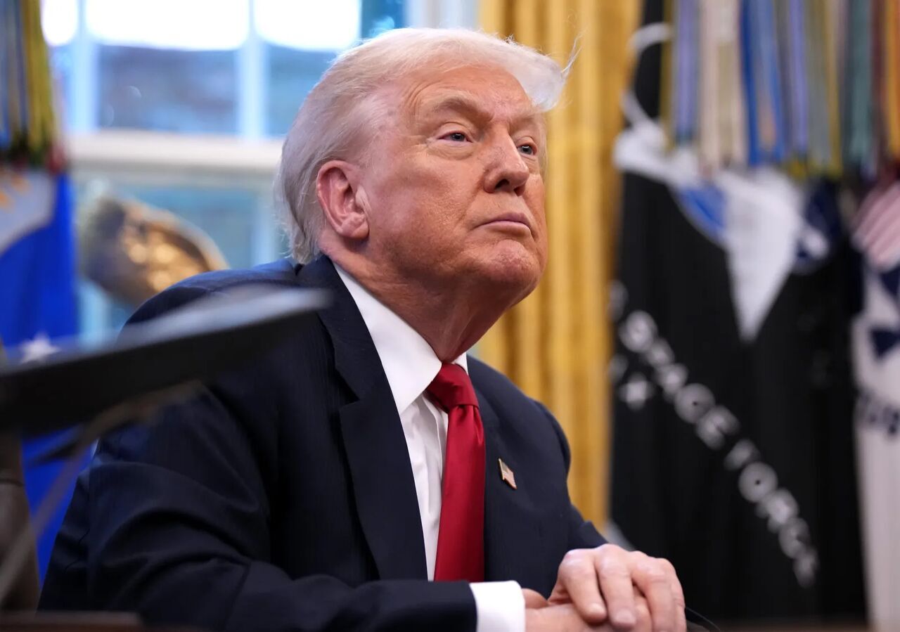 ترامپ: شخصاً از پوتین خواستم تا یک هفته بمباران اوکراین را متوقف کند؛ او هم موافقت کرد/ شهروندان آمریکایی به زودی می‌توانند به ونزوئلا سفر کنند و آن‌جا در امنیت خواهند بود