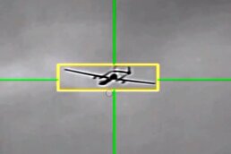 ببینید / لحظه انهدام پهپاد پیشرفته هرمس در آسمان تهران