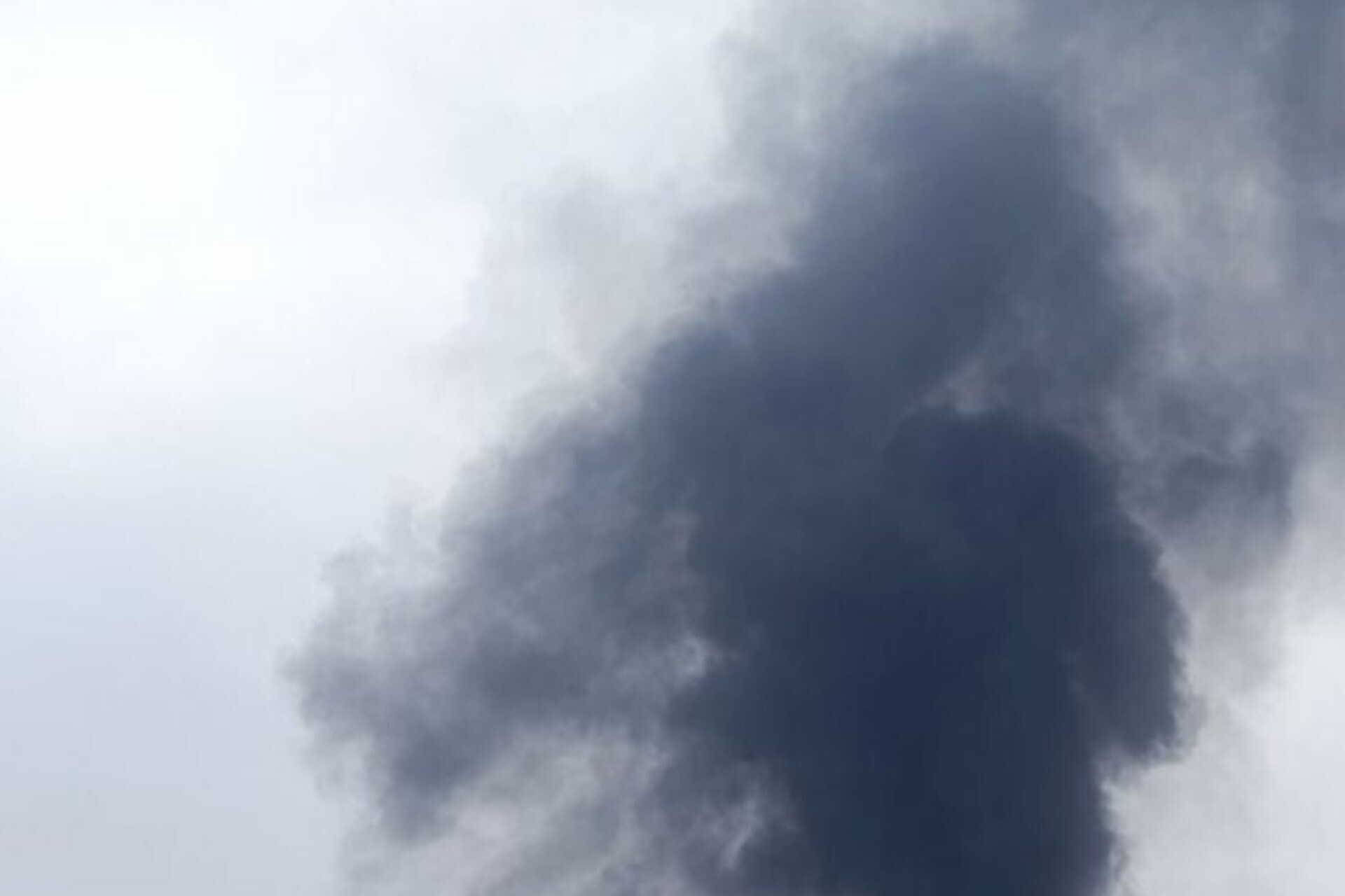 معاون استاندار: حمله دشمن به فرودگاه کرمان/ ۲ فروند هواپیمای مستعمل مورد اصابت قرار گرفت