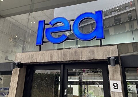 وال استریت ژورنال: آژانس پیشنهاد داده که بیشترین میزان ذخایر نفتی در تاریخ خود را برای کاهش قیمت‌ها عرضه کند