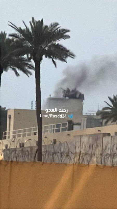 گزارش فارس از وضعیت جزیره خارک بعد از حمله آمریکا: صدای ۱۵ انفجار شنیده شد / قرارگاه خاتم‌الانبیا: در صورت حمله به زیرساخت‌های نفتی ایران کلیه زیرساخت‌های نفتی مرتبط با آمریکا به تلی از خاکستر تبدیل می‌شود / وال استریت ژورنال: ایران با حمله به پایگاه شاهزاده سلطان در عربستان، به ۵ هواپیمای سوخت‌رسان آمریکا آسیب وارد کرد / ترامپ مدعی بمباران جزیره خارک شد