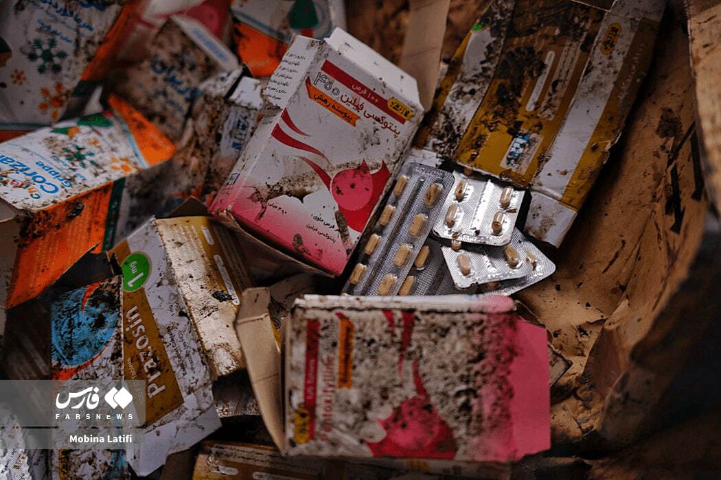 تصاویر: حمله موشکی به انبار ذخیره دارو و شیرخشک در همدان