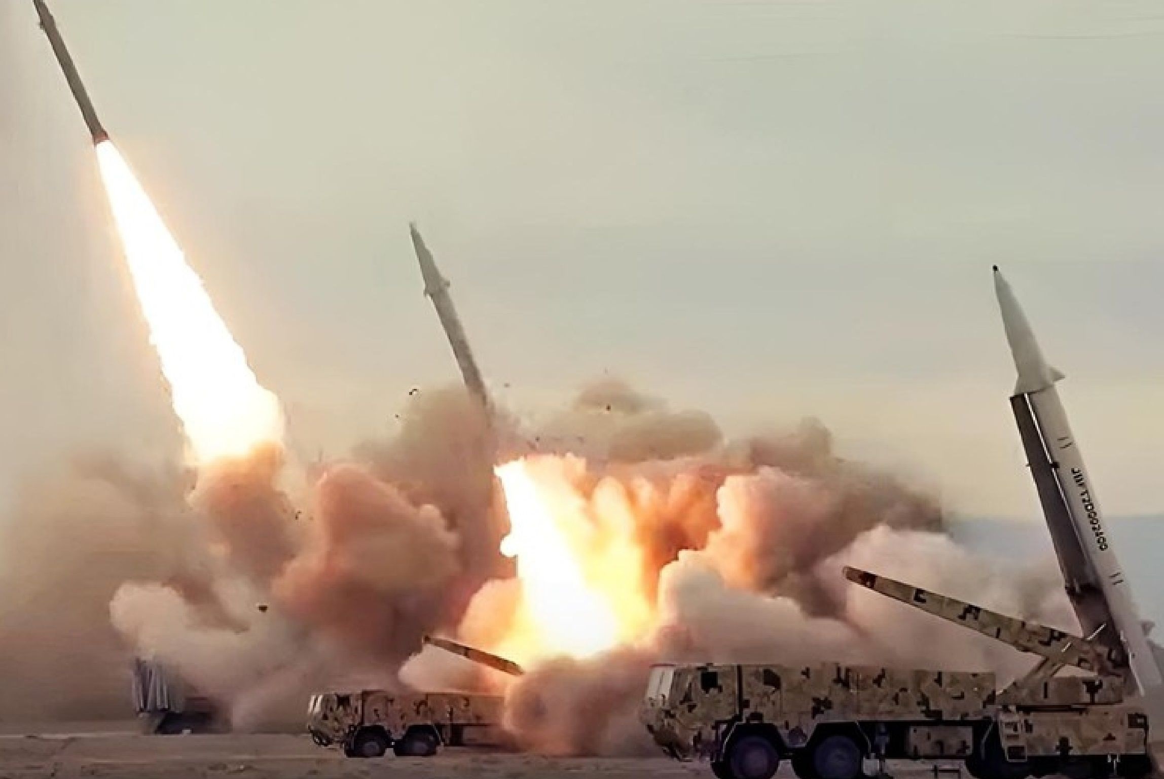 الجزیره: این هفته ممکن است هفته‌ای تعیین‌کننده در جنگ باشد / به زودی ممکن است شاهد تغییری در میدان درگیری‌ها باشیم / یک عنصر اساسی از محور مقاومت آماده شده تا در هر لحظه وارد نبرد شود / اقدامات گسترده‌ای در زمینه کریدورها نهایی شده