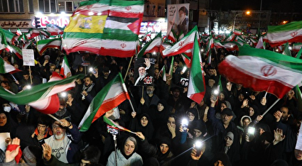 ببینید / تشییع شهید ناو دنا در منطقه ۱۶ تهران