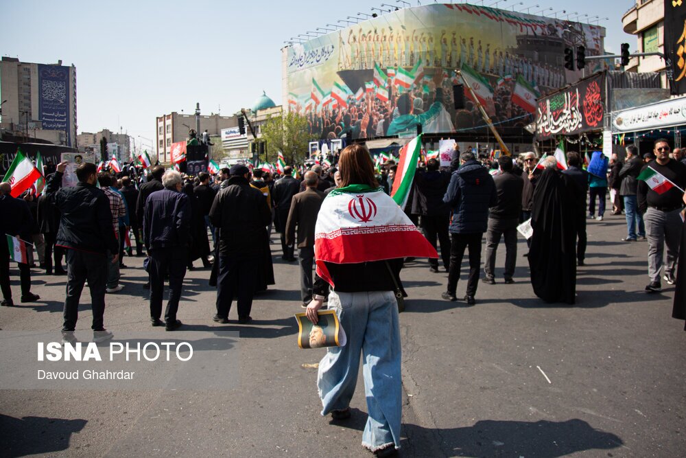 تصاویر: مراسم تشییع «علی لاریجانی»، «غلامرضا سلیمانی» و شهدای ناوشکن دنا