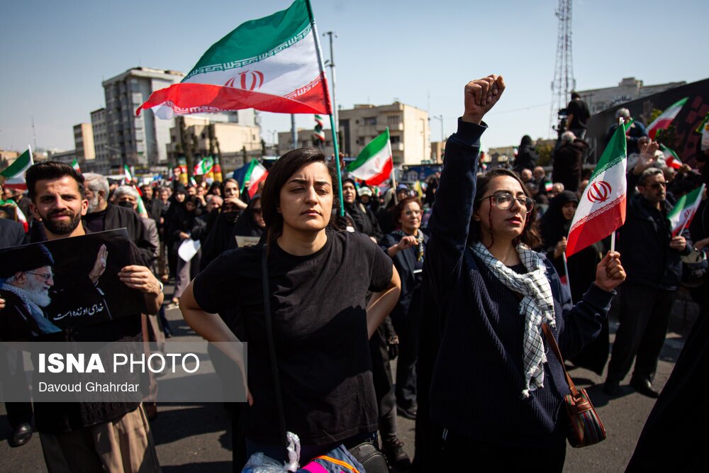 تصاویر: مراسم تشییع «علی لاریجانی»، «غلامرضا سلیمانی» و شهدای ناوشکن دنا