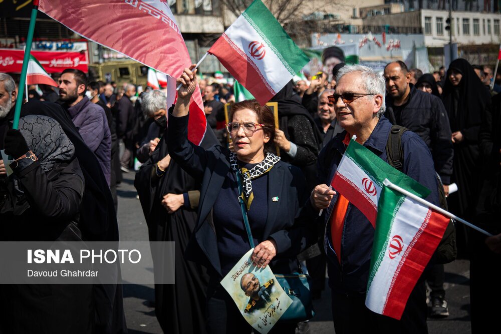 تصاویر: مراسم تشییع «علی لاریجانی»، «غلامرضا سلیمانی» و شهدای ناوشکن دنا