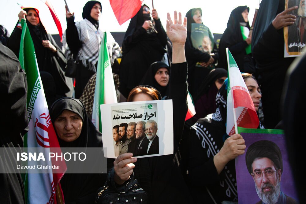 تصاویر: مراسم تشییع «علی لاریجانی»، «غلامرضا سلیمانی» و شهدای ناوشکن دنا