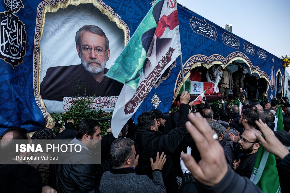 تصاویر: مراسم تشییع «علی لاریجانی»، «غلامرضا سلیمانی» و شهدای ناوشکن دنا