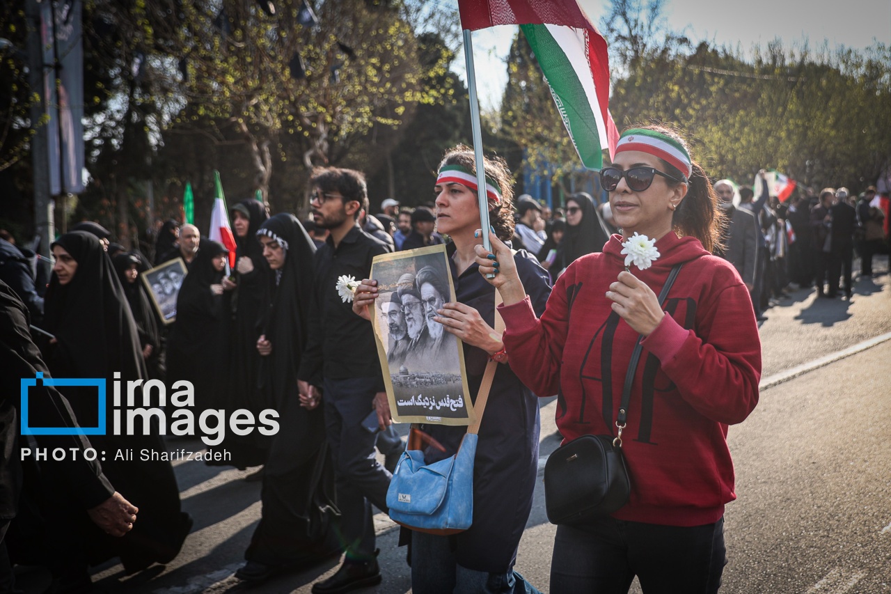 تصاویر: مراسم تشییع «علی لاریجانی»، «غلامرضا سلیمانی» و شهدای ناوشکن دنا