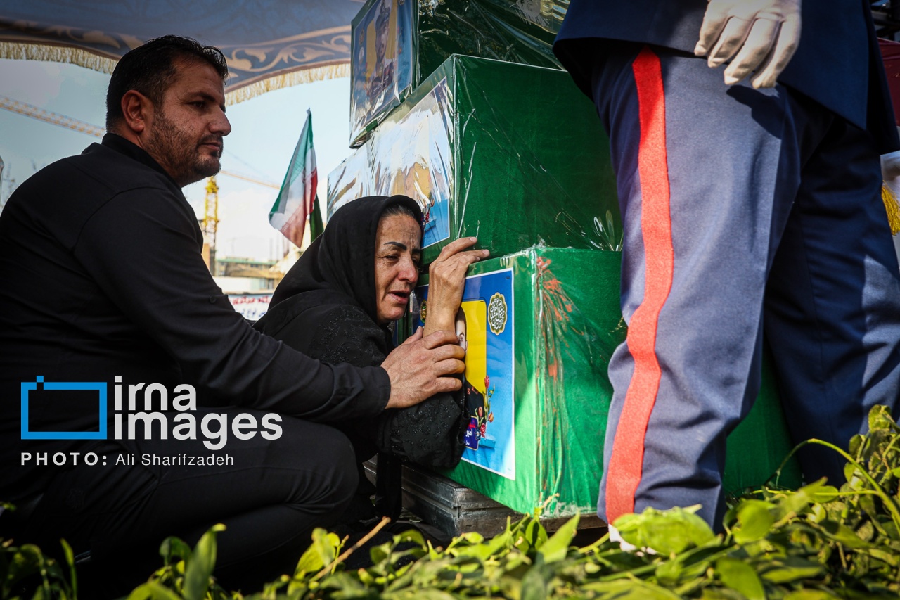 تصاویر: مراسم تشییع «علی لاریجانی»، «غلامرضا سلیمانی» و شهدای ناوشکن دنا