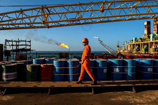 فایننشال تایمز: یک نفتکش دو میلیون دلار هزینه به ایران پرداخت تا از تنگه هرمز عبور کند/ وال استریت ژورنال: عربستان در صورت تداوم شوک انرژی، افزایش قیمت نفت به ۱۸۰ دلار را پیش‌بینی می‌کند/ سپاه: شهادت سرتیپ پاسدار «علی محمد نایینی»، سخنگوی سپاه/ هاآرتص: ایران طی ۲۰ روز، ۲۶ موشک خوشه‌ای به اسرائیل شلیک کرده که باعث ویرانی در ۱۵۰ منطقه شده