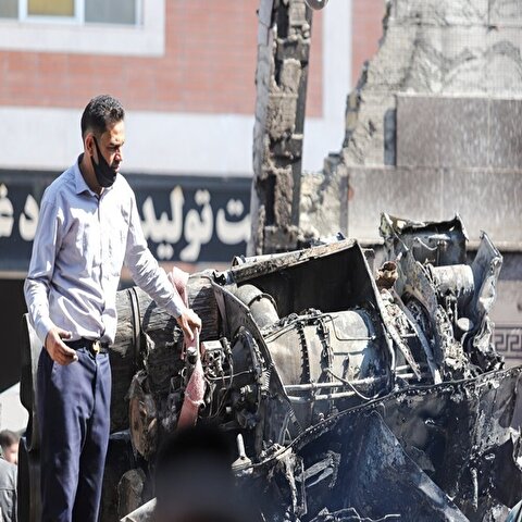 تصاویر: سقوط بالگرد در میدان میوه و تره بار شهر درچه اصفهان