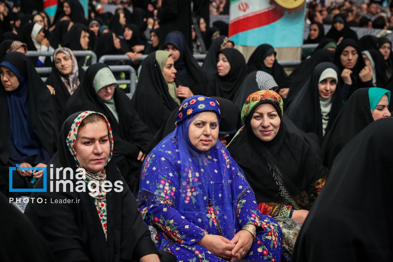 تصاویر: دیدار کارگران سراسر کشور با رهبر انقلاب