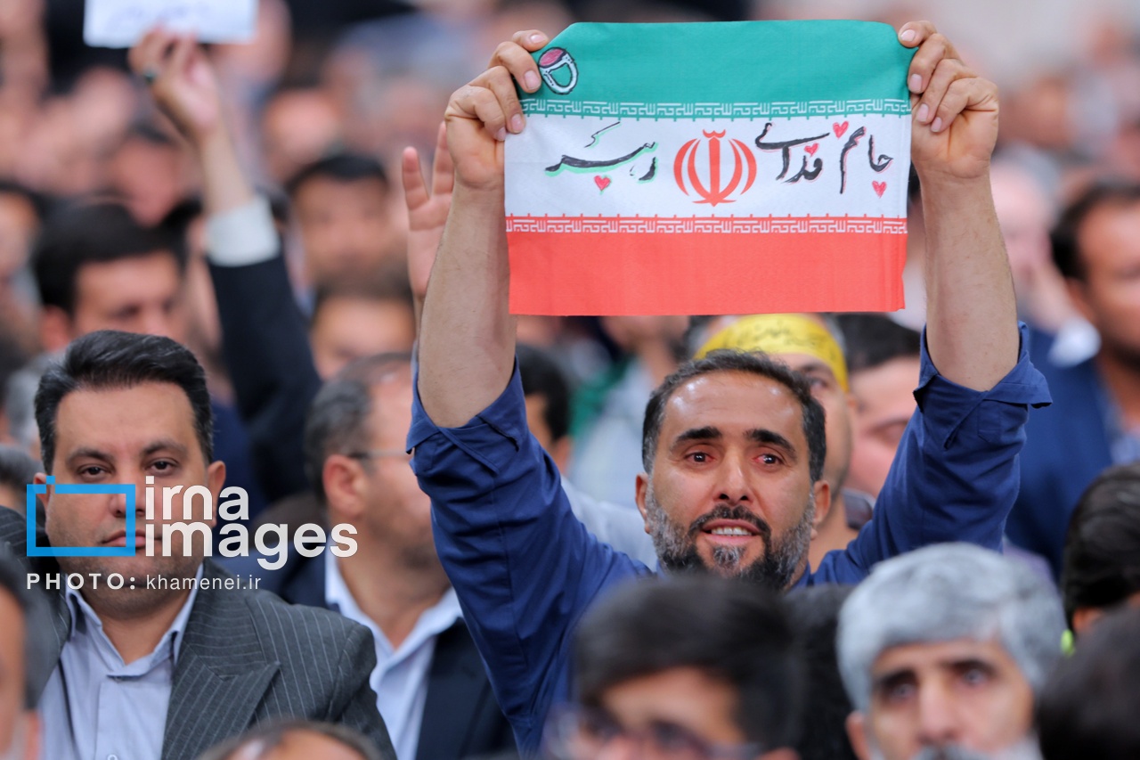 تصاویر: دیدار کارگران سراسر کشور با رهبر انقلاب