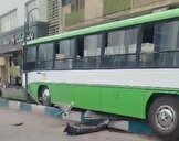 سرقت اتوبوس توسط نوجوان کم‌‌توان ذهنی و تصادف شدید با چند اتومبیل