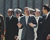 یادداشت‌های علم، سه شنبه ۱۱ مهر ۱۳۵۱: رابط نیکسون گفت ممکن است مثل ما در ویتنام گرفتار شوید