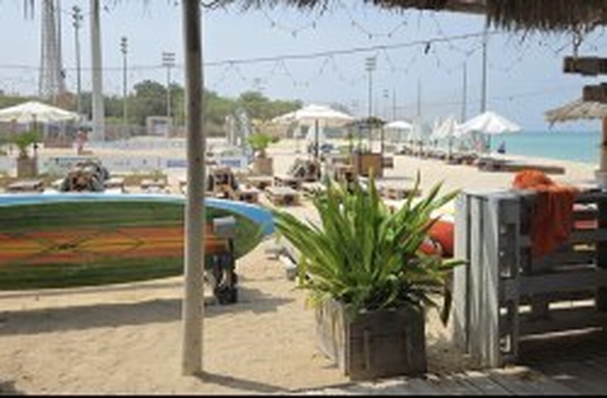 رشد قابل توجه آمار گردشگری پلاژ‌های کیش در شهریور ۱۴۰۴