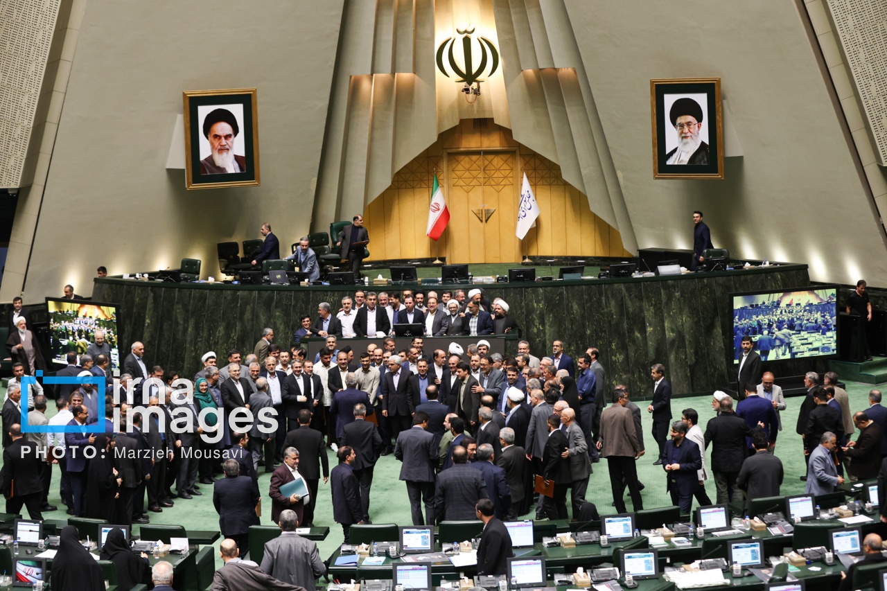 تصاویر: جلسه علنی مجلس شورای اسلامی - ۱۳ مهر ۱۴۰۴