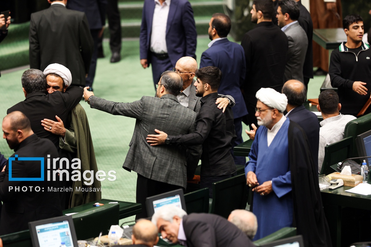 تصاویر: جلسه علنی مجلس شورای اسلامی - ۱۳ مهر ۱۴۰۴