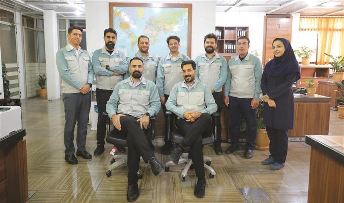 «حس خوب» با همکاران
میهمانان این هفته؛ مدیریت و كاركنان واحد صادرات