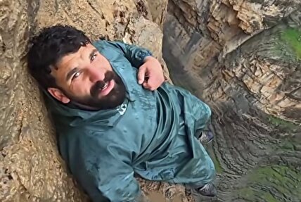 ویدیو / بلاگری که کلیپش از بالای پل B1 کرج معروف شده بود، از حمله به پل می‌گوید