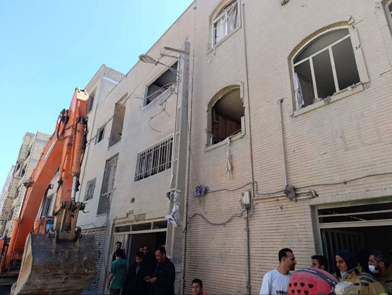 تصاویری از جنایت آمریکایی-صهیونی در ساعت ۳:۱۵ بامداد - شهرک وائین شهریار