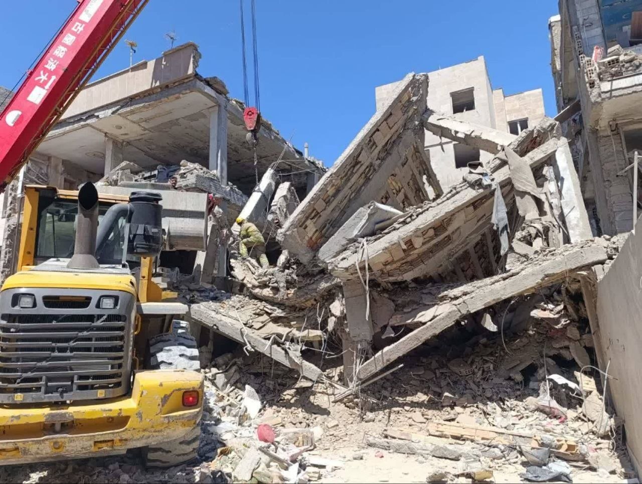 تصاویری از جنایت آمریکایی-صهیونی در ساعت ۳:۱۵ بامداد - شهرک وائین شهریار