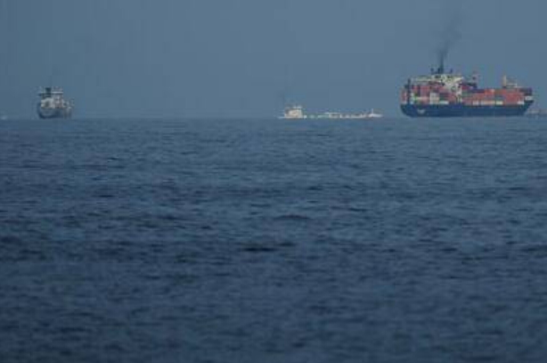 نماینده ایران در سازمان دریانوردی: تنگه هرمز برای همه به جز «دشمنان» باز است/ الجزیره: صدای انفجارها در مناطق مرکزی اسرائیل در پی حمله موشکی ایران/ یدیعوت آحارونوت: تعداد مجروحان حمله به دیمونا و عراد به ۱۷۵ نفر رسید/ قرارگاه خاتم: اگر زیرساخت‌های سوخت و انرژی ایران مورد تجاوز قرار گیرد، کلیه زیرساخت‌های انرژی متعلق به آمریکا و رژیم در منطقه، هدف قرار خواهند گرفت