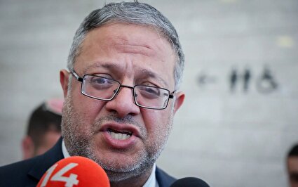 ببینید/ یک زن اسرائیلی خطاب به بن‌گویر پس از حمله ایران: یهودی نازی؛ تو یک قاتل هستی