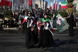 ببینید/ حضور مردم در میدان جمهوری در مراسم چهلم شهادت رهبر معظم انقلاب