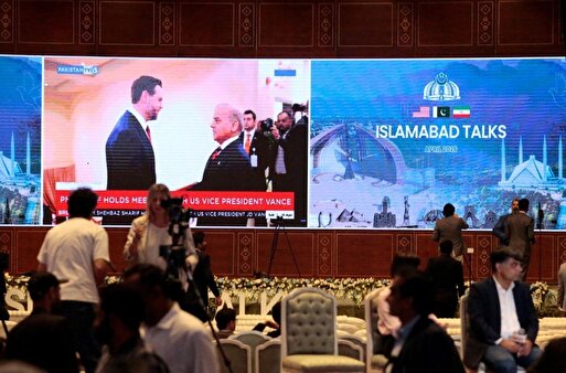 ادعای رویترز: گفت‌وگو بین واشنگتن و تهران همچنان ادامه دارد؛ دو طرف پیش از آنکه مذاکرات بر سر یک مسئله متوقف شود، ۸۰ درصد از توافق را تکمیل کرده بودند