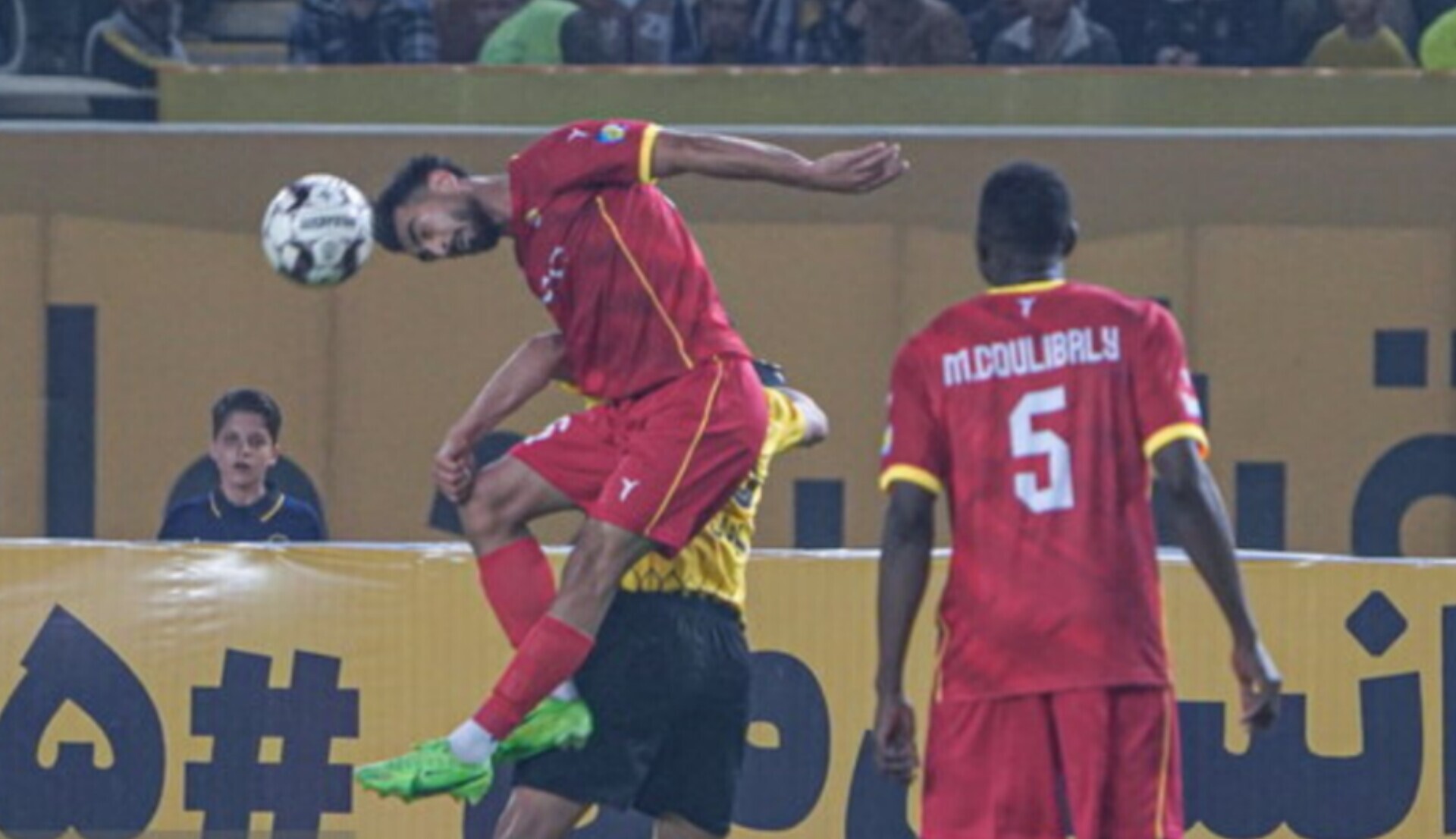 وزارت صنعت: به دلیل آسیب دیدن بخش‌هایی از زیرساخت‌های صنعتی در حملات اخیر، دو باشگاه سپاهان و فولاد تا اطلاع ثانوی اجازه حضور در هیچ یک از مسابقات رسمی را نخواهند داشت