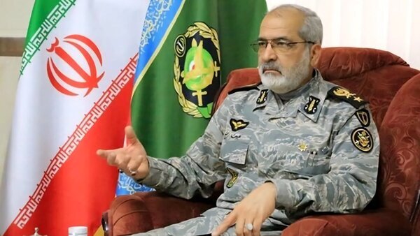 معاون اجرایی ارتش: میزان تولید پهپاد‌های ما ۱۰ برابر شده است / در دنیا بی‌سابقه است که رهبر یک کشور و فرماندهان نظامی کشور زده شوند و بلافاصله عملیات نظامی پاسخ آماده باشد؛ این محصول پیش‌تدبیری است / همین قدر که ما توانستیم دشمن را به پای میز مذاکره بکشانیم تا بیاید بنشیند روی خواسته‌ها و مطالبات صحبت کند، این یعنی پیروزی